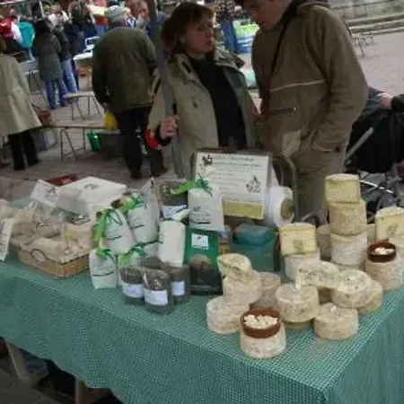 Feriehus Maison Accueillante A Landos, 55 M², Cheminee Landos