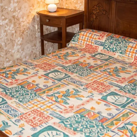 Holiday home Maison Accueillante A Landos, 55 M², Cheminee *