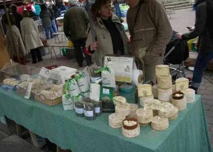 Holiday home Maison Accueillante A Landos, 55 M², Cheminee Landos